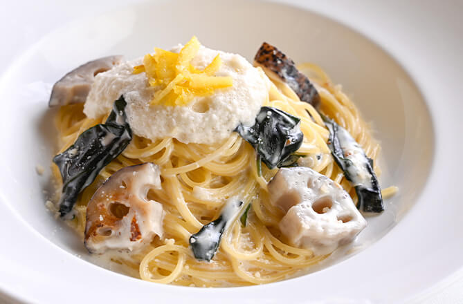 加賀丸いもと柚子のクリームソース